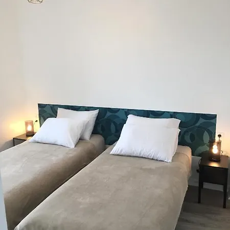 Du Rocher Апартаменты *